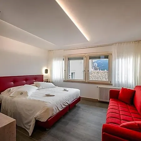 Ambra Hotell 3*